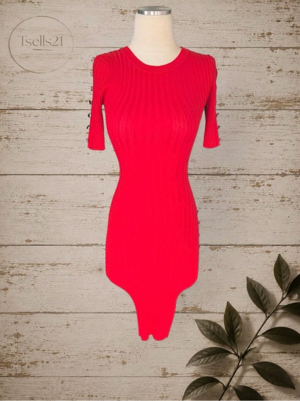 Venus Red Ribbed Knit Bodycon Dress with Button Details - Size M